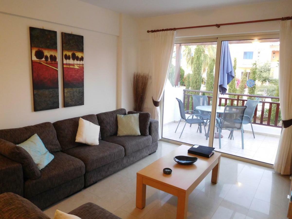 Vanessa 2 Bedroom Apartment Paphos Exterior foto